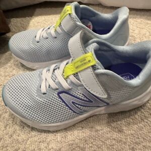 NWT Kids New Balance Sneakers